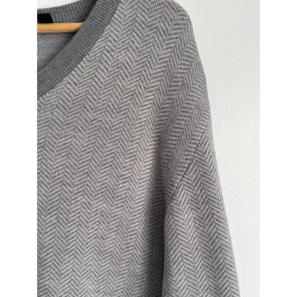 Williams & Kent Mens Sweater Size XXL Gray Merino Wool V-Neck Urban Minimalist - Picture 4 of 10